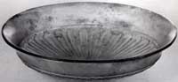 Coppa persiana di vetro colato e intagliato del V secolo a.C.